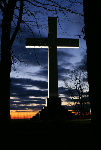 sunset night cross tennessee tripod appalachia sewanee universityofthesouth memorialcross sewaneetennessee