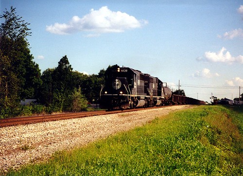 diesel trains locomotive freight railroads illinoiscentral