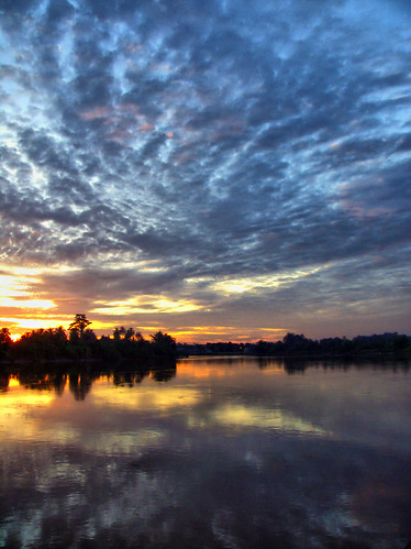 sky cloud sunrise river sarawak malaysia sungai superaplus aplusphoto sriaman batanglupar