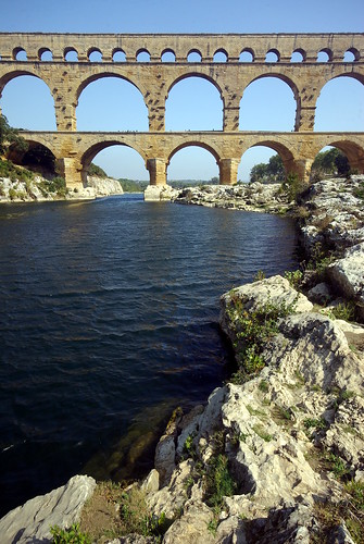 travel bridge france architecture river roman structure aqueduct pont provence remains gard maximus masonary difermo