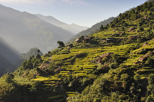 travel nepal mountains field trek geotagged nikon circuit d90 manaslu 18105vr