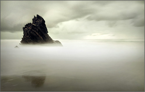 ocean seascape beach portugal rock clouds landscape nikon dusk sintra atlantic environment nikkor adraga almoçageme extralongexposure zedith afs2470mm128ged