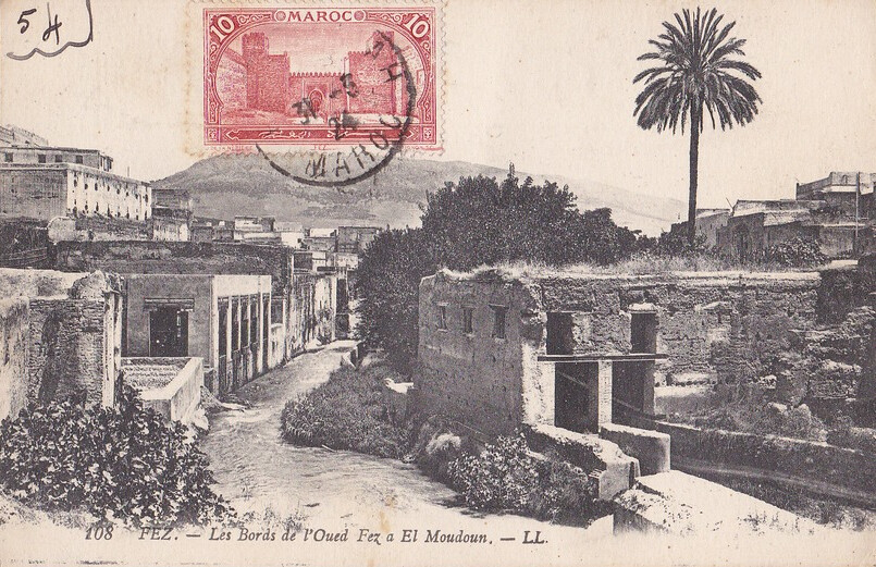 Ancienne carte postale de Fès : Les bords de l'oued Fez à El Moudoun.
