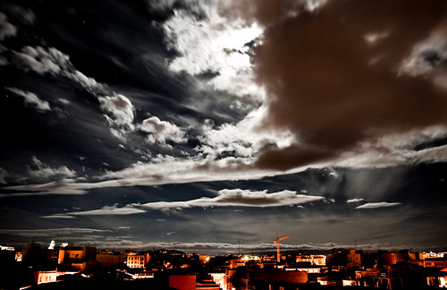 claro light moon luz night de noche luna nocturna comunidad valenciana nube torrent moonlighting saeba