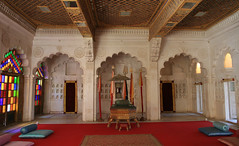 Rai-ka-bag Palace