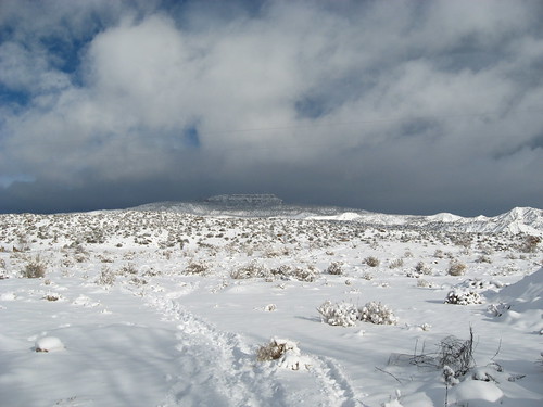 ranch snow mountains newmexico clouds desert chooshgai