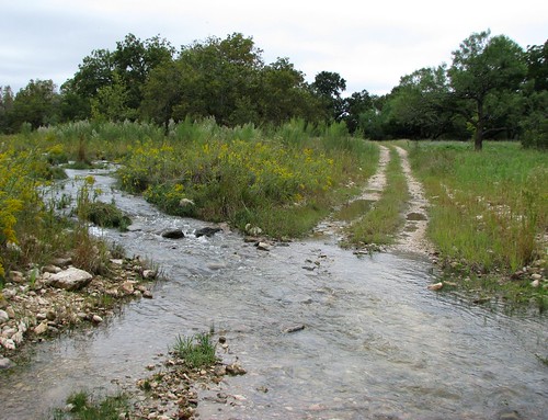 water river stream texas dirtroad hillcountry watercrossing kimblecounty lowwatercrossing mlhradio noxville littledevilsriver