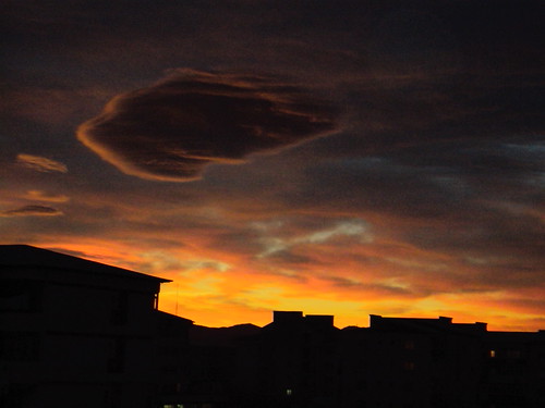 city sunset cloud ufo