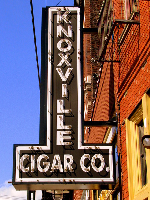 Knoxville Cigar Co. neon sign