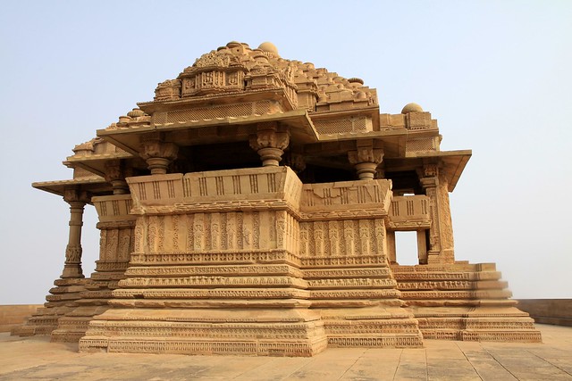sas bahu temple gwalior fort