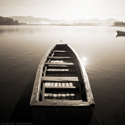 wood lake water sunrise canon indonesia boat peace wideangle monotone rope westjava canonefs1022mmf3545usm 50d situcileunca mariaismawi