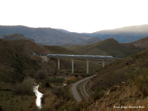 puente spain siemens zaragoza ave aragon alta velocidad 103 montañas renfe adif velaro