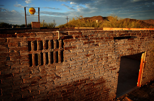arizona usa abandoned sign wall america vintage mexico unitedstates decay bricks border shell brickwall why smalltown