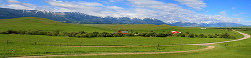 panorama mountain color canon rockies montana farm pasture bigsky rockymountains range mountians billings redlodge beartooth