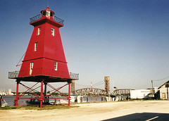 Southwest Reef Lighthouse, relocated to Berwick, Louisiana, 1990s 01