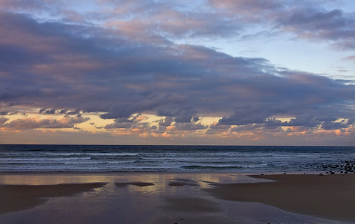 sunset sea water clouds canon geotagged coast scotland aberdeenshire tide banff seashore ebb pleasureprinciple 24mm105mm 40d banfflinks geo:lat=57670334 geo:lon=2551124