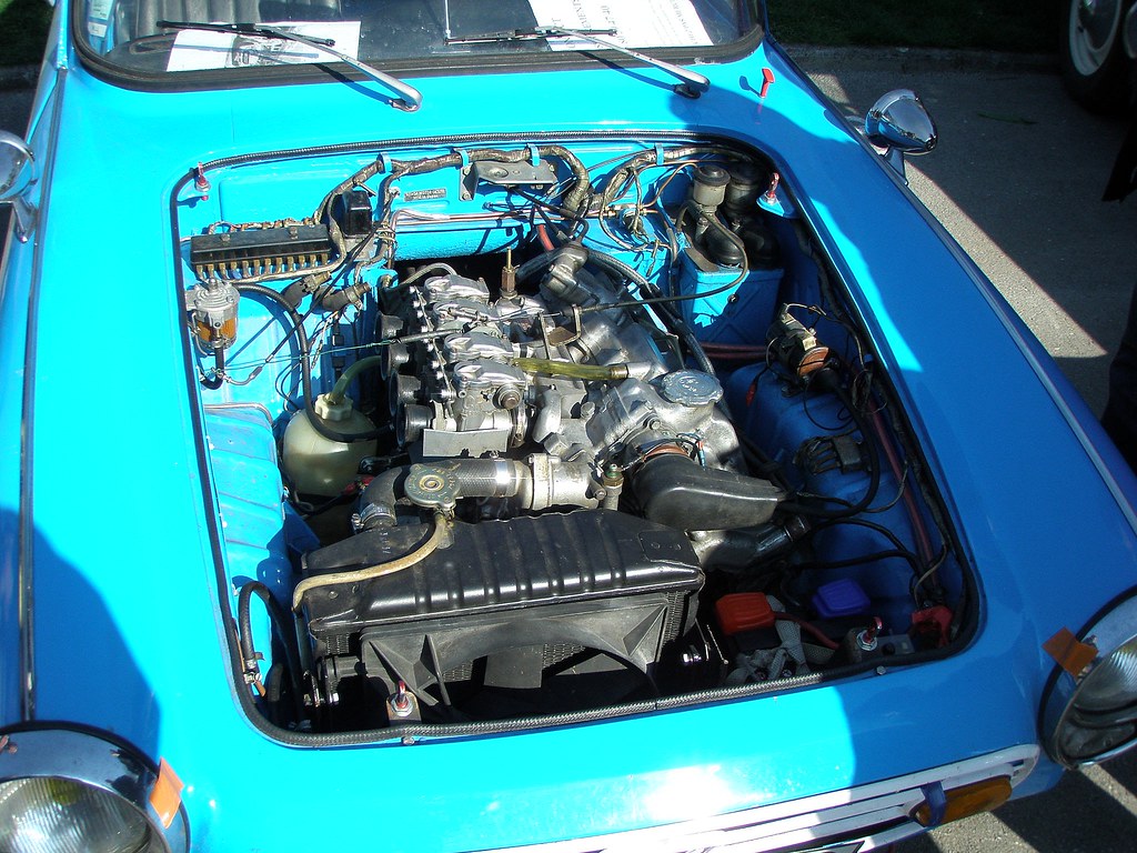 Honda S800 bleue moteur
