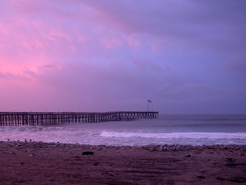 california beach sunrise ventura oldglory venturapier bythedawnsearlylight