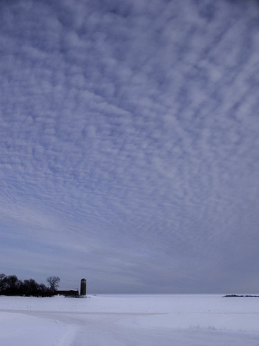 sky usa snow nature minnesota clouds landscape hancock geo:state=minnesota camera:make=canon fritzmb exif:make=canon camera:model=canonpowershotg9 sourcefritzmb exif:focal_length=74mm exif:iso_speed=80 geo:countrys=usa exif:model=canonpowershotg9 exif:lens=74444mm geo:city=hancock