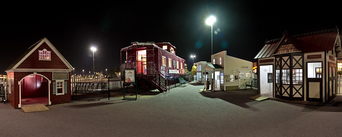 panorama fall canon geotagged thevillage texas allen thegrove caboose photomerge stitched fairview lightroom 30d playarea efs1855mmf3556 playhouses allentexas allentx flickrchallengegroup fairviewtexas 10152009 october152009 7464x2986 geo:lat=33124613 geo:lon=96659625 theviilageatallen thevillagedepotplayarea thevillageexpress authenticredcaboose