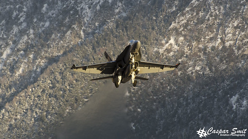 sunset fighter swiss aircraft aviation jet hornet f18 sion fa18 mcdonnelldouglas fliegerstaffel j5024
