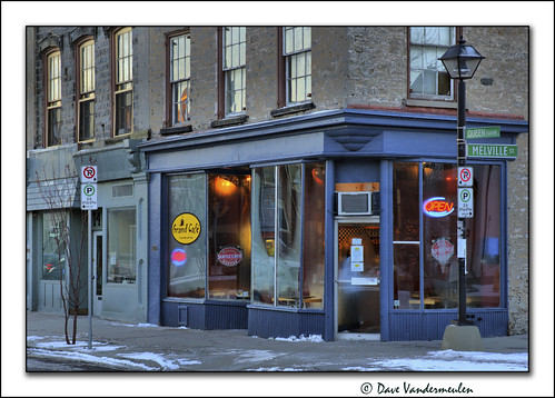 cambridge ontario coffee sunrise nikon d70s earlymorning running hdr saturdaymorning queenssquare grandcafe weeklyroutine dynamicphotohdr