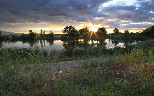sunset reflection digital canon eos utah pond botanicalgarden usu kaysville utahstate ef24105mmf4lisusm 5dmarkii