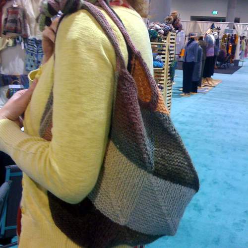Over 200 Free Knitted Bags, Purses and Totes Knitting Patterns