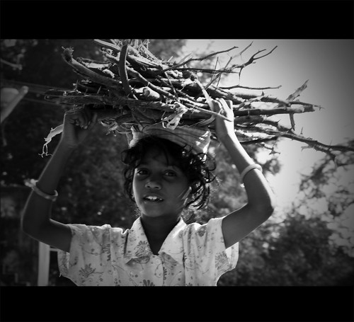 life india work child labor happiness labour chennai burden tamilnadu kanchipuram workload kancheepuram