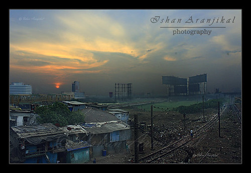 orange india lines sunrise canon tracks railway kittens bombay billboards maharashtra mumbai landscpae ghetto slum shanties slums dwan dharavi bandrakurlacomplex jhopadpatti 1000d canon100d ishanaranjikal raiwlaytracks