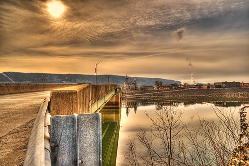 river landscape geotagged nikon raw nef pennsylvania hdr susquehannariver photomatixpro lockhavenpa d3s allaboutsun nikongp1 clintoncountypa sigma2470ifexdghsm baldeaglemountains