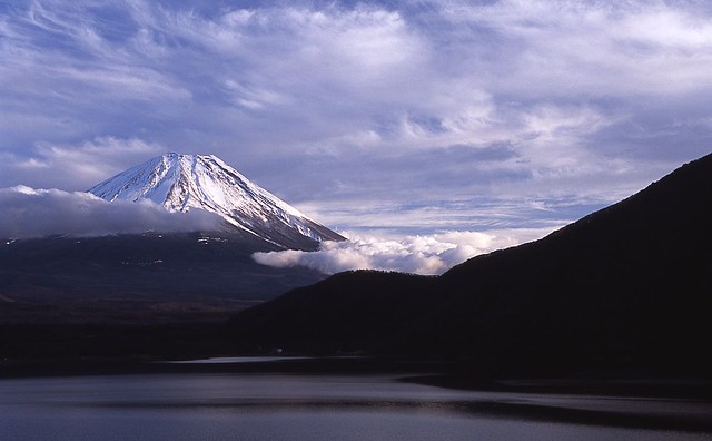 本栖湖からの富士山 - Mt.Fuji and Lake Motosuko