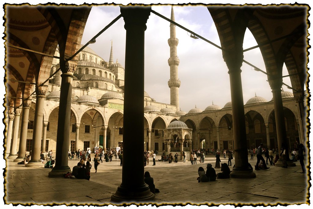 afternoon in the blue mosque