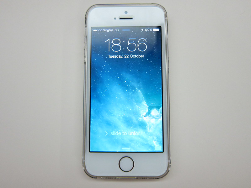 Power Support - Air Jacket Set (Clear) for iPhone 5/5s - With iPhone 5s Front View