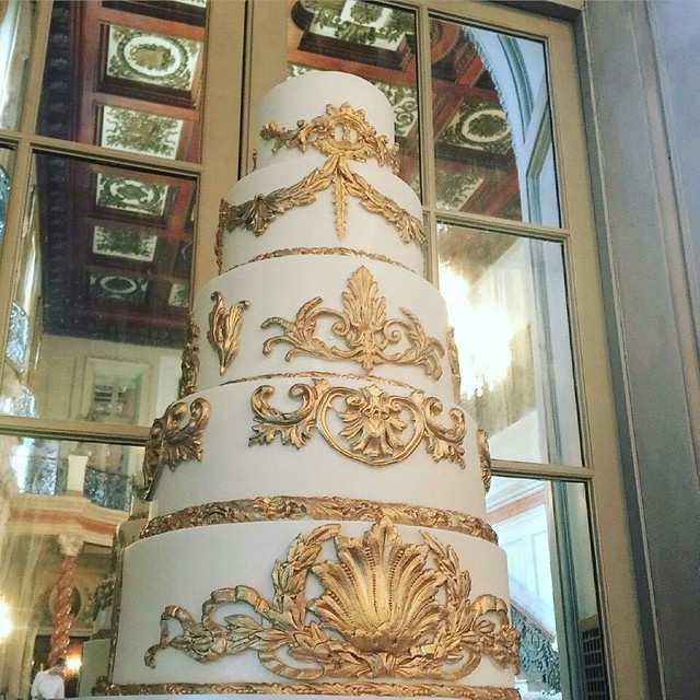 5 Tier Golden Baroque Cake by Sugar Art Molds