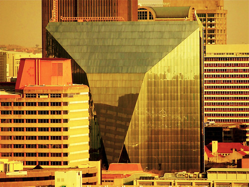 buildings architecture johannesburg goldenhour butterflybuilding angloamerican headquarters sunset