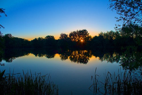 sky lake reflection water silhouette sunrise bedford bedfordshire felton fingerlakes lumen robertfelton