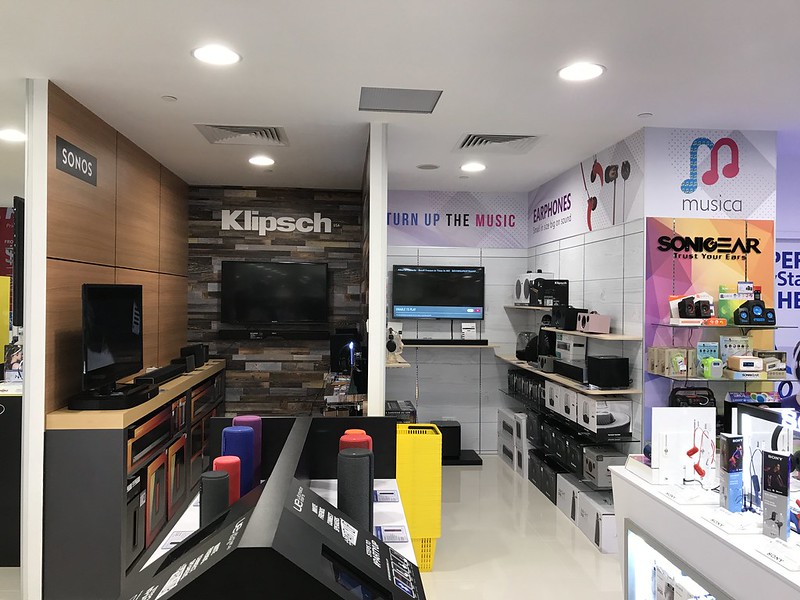 Challenger Flagship Store (Bugis Junction) - Musica