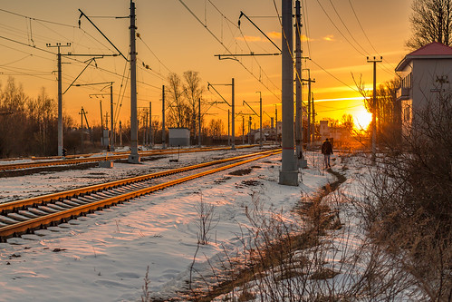snow sunset peterhof railway