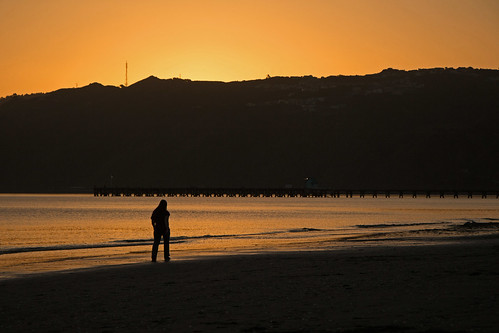 sunset newzealand beach canon twilight day dusk walk hills clear wellington stm petone gamewinner 650d 18135mm herowinner ultraherowinner rebelt4i 18135mmstm