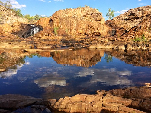 reflection landscape waterfall australia northern territory edithfalls