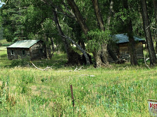 abandoned fence colorado stonewall smalltown residences logbuildings logcabins