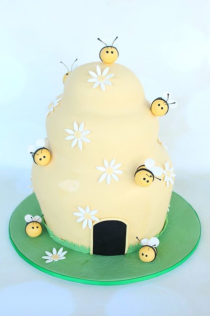 Beehive Cake by Irresistible Cakes