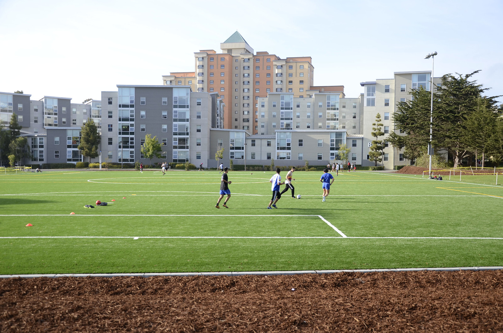SF State's new recreation area and field is done being constructed and is now ready to be enjoyed by SF State students and visitors. Photo by Virginia Tieman / Xpress