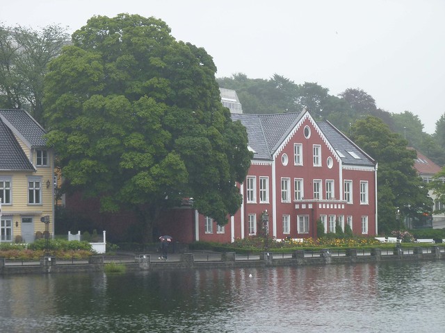 Typical wooden (and red-painted) houses at Byparken