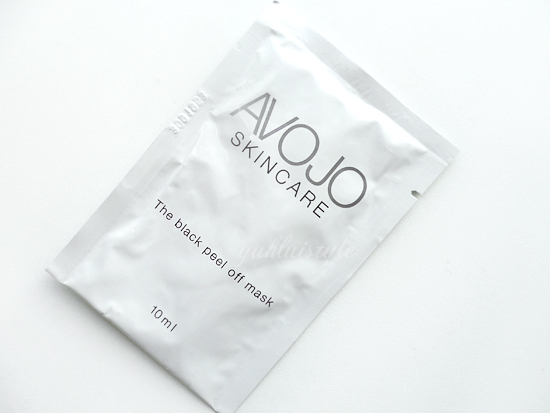 AVOJO Skincare The Black Peel Off Mask review and swatch