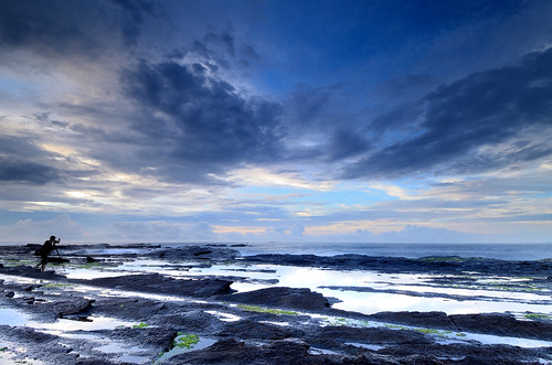 sea sunrise day taiwan taipei 台灣 台北 萊萊磯釣場 新北市 萊萊地質公園 pwpartlycloudy
