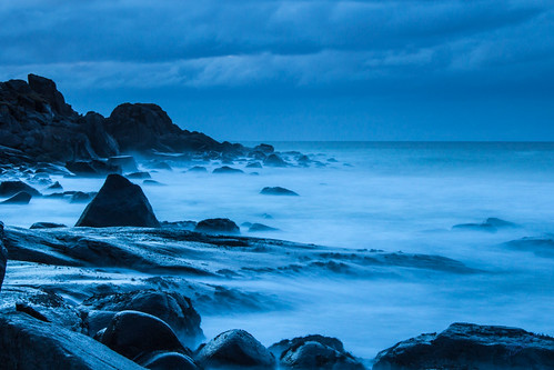 longexposure nightphotography blue winter sea seascape norway night landscape rocks waves cloudy lofoten nordnorge nordland thenorthsea waveporn northernnorway vestvågøykommune normannphotography