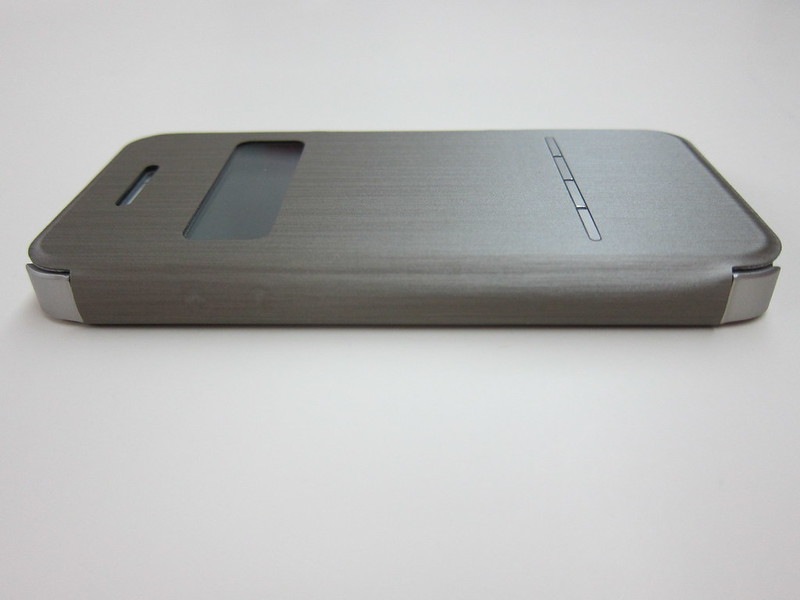Moshi SenseCover for iPhone - With iPhone 5s Left Side