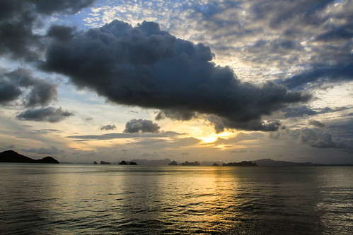 sun clouds sunrise thailand lowsunlight kohyaoyai